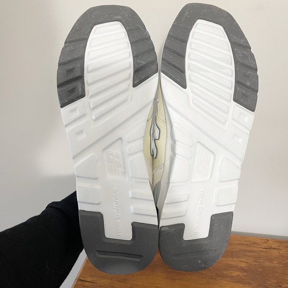 NEW New Balance 997 Trainers Sneaker Dawn Glow Women's Size 10.5 - Picture 8 of 9